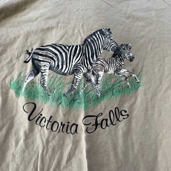 Victoria Falls Zimbabwe GO WILD Light Brown T-Shirt with Zebra Womena Size XL - Picture 4 of 5